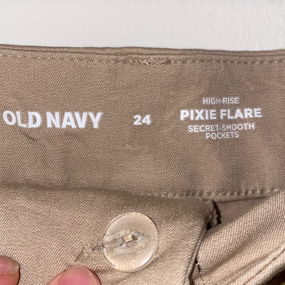 Old Navy Khaki High Rise Pixie Flare Trousers Size 24 - Picture 6 of 12